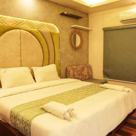 Victoria Houseboats Hotel Alappuzha Exterior photo