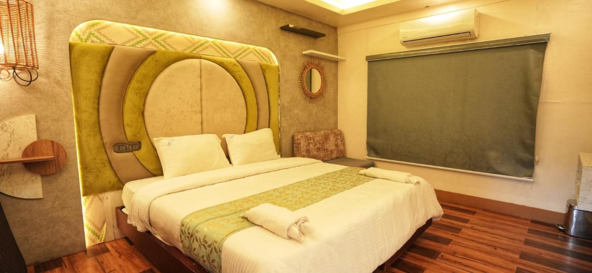 Victoria Houseboats Hotel Alappuzha Exterior photo